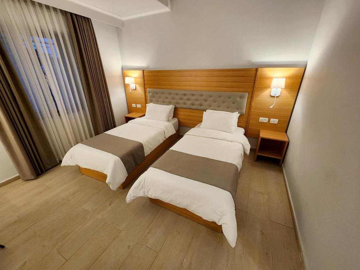 St Andrew'S Guesthouse - Ramallah Bagian luar foto