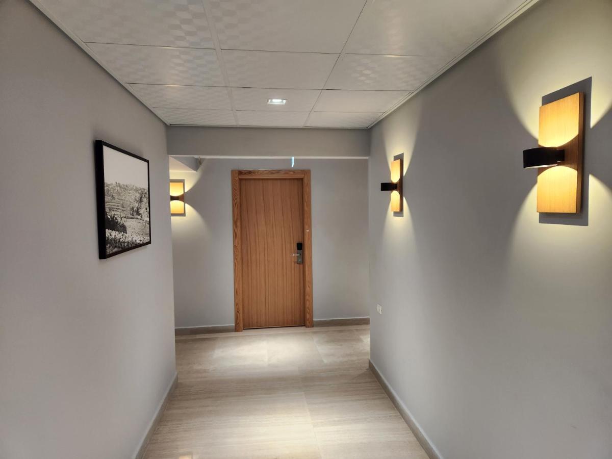 St Andrew'S Guesthouse - Ramallah Bagian luar foto