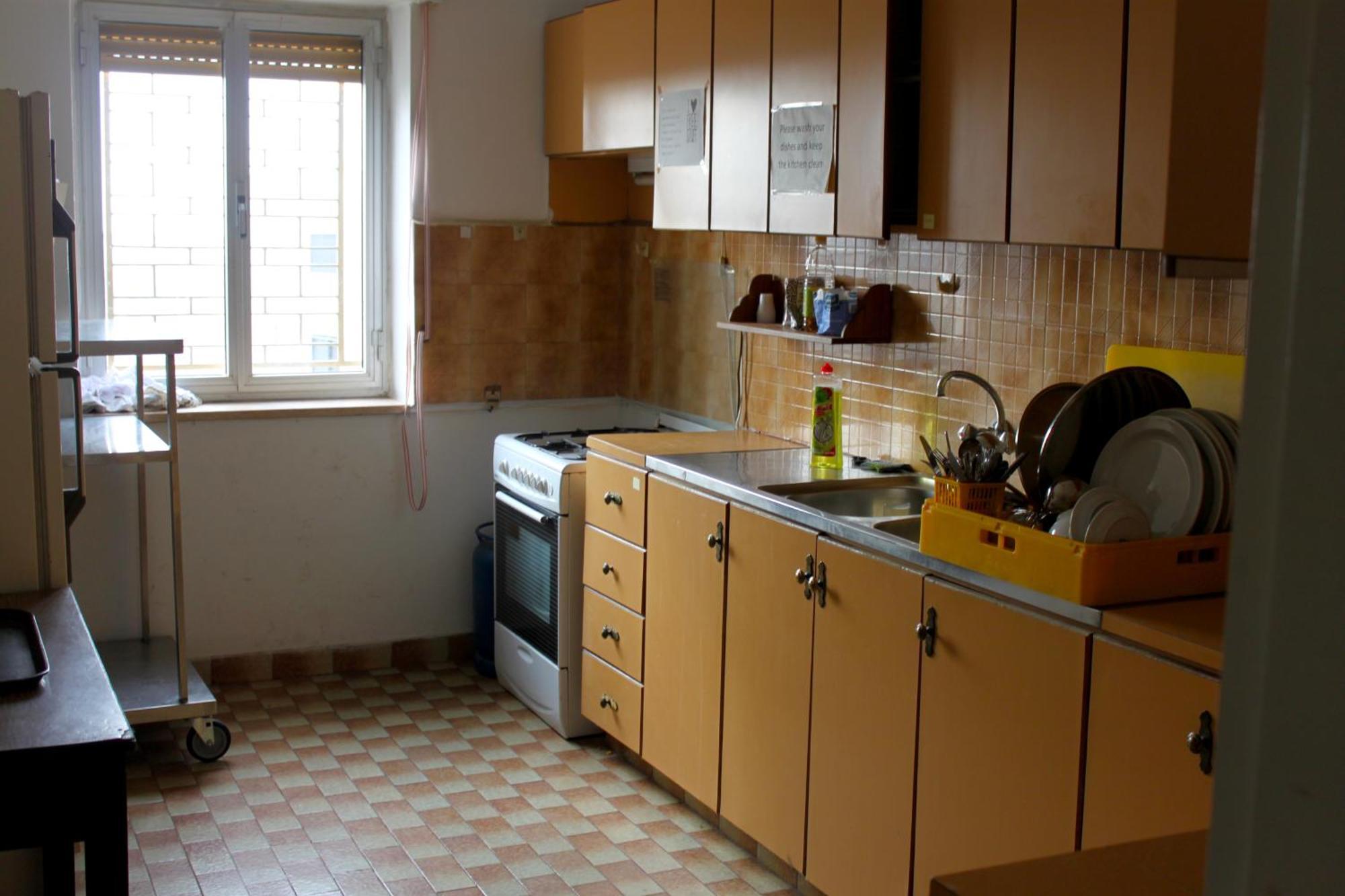 St Andrew'S Guesthouse - Ramallah Bagian luar foto