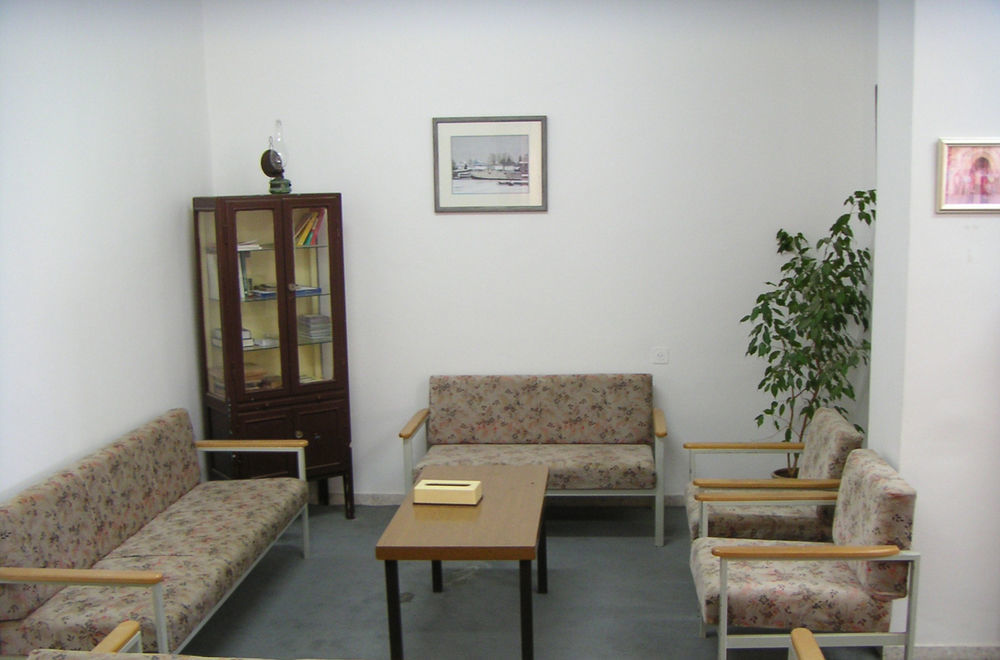 St Andrew'S Guesthouse - Ramallah Bagian luar foto