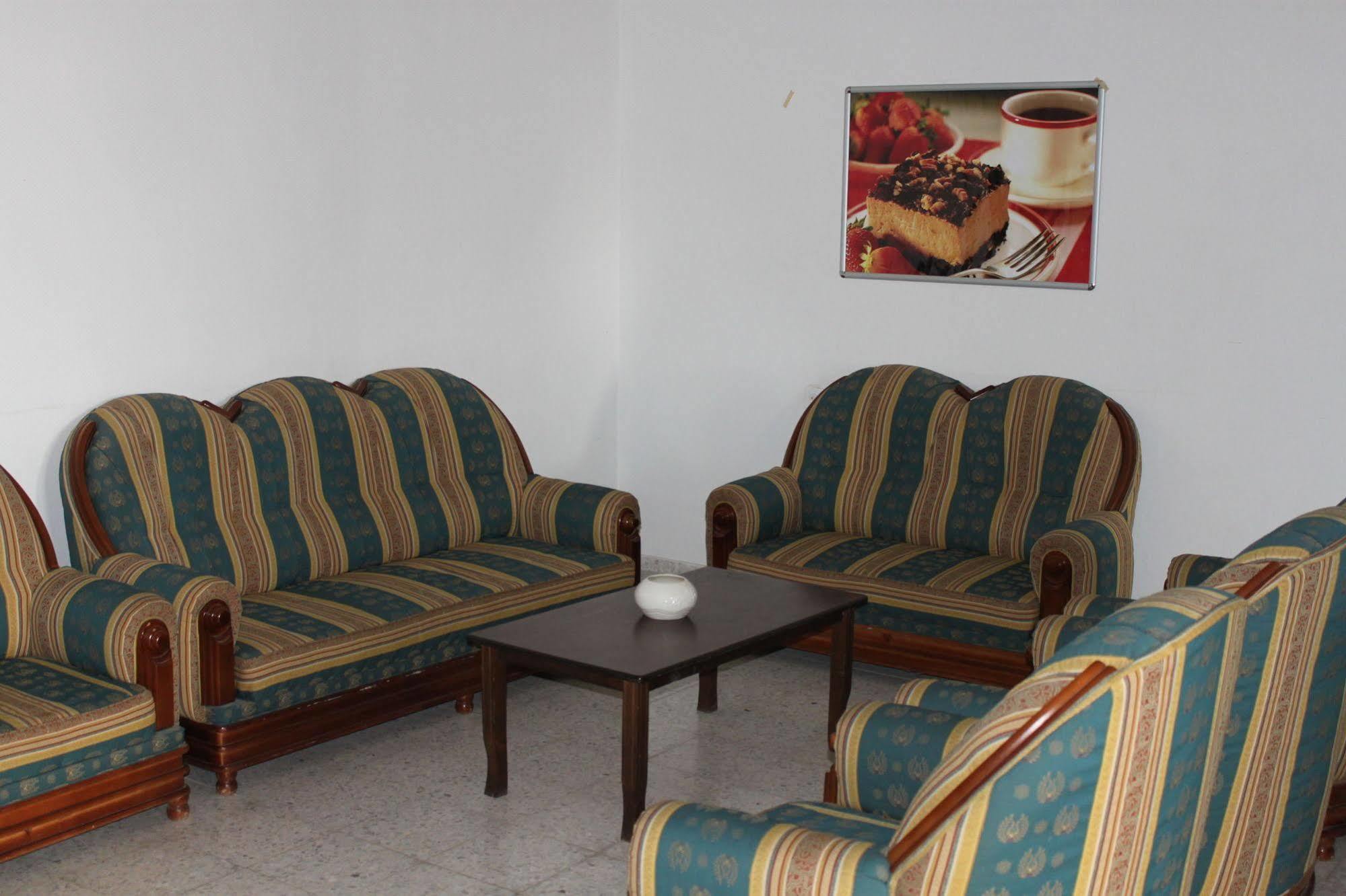 St Andrew'S Guesthouse - Ramallah Bagian luar foto